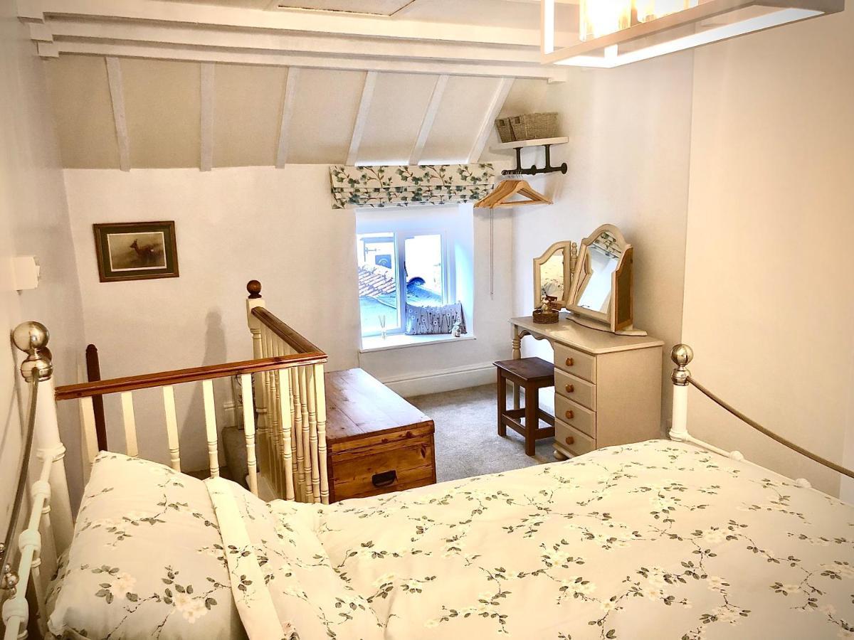 Hill Cottage, Thornton-Le-Dale Торнтон-Дейл Экстерьер фото