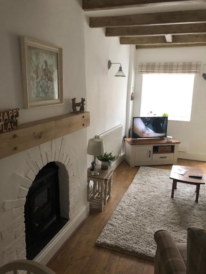Hill Cottage, Thornton-Le-Dale Торнтон-Дейл Экстерьер фото
