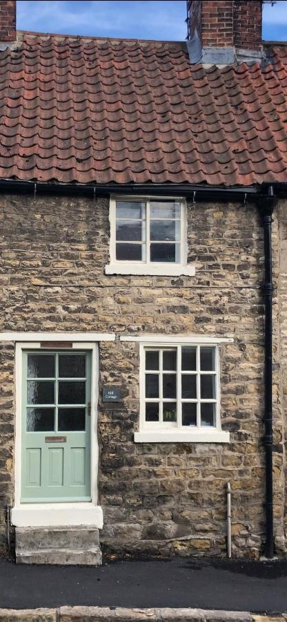 Hill Cottage, Thornton-Le-Dale Торнтон-Дейл Экстерьер фото
